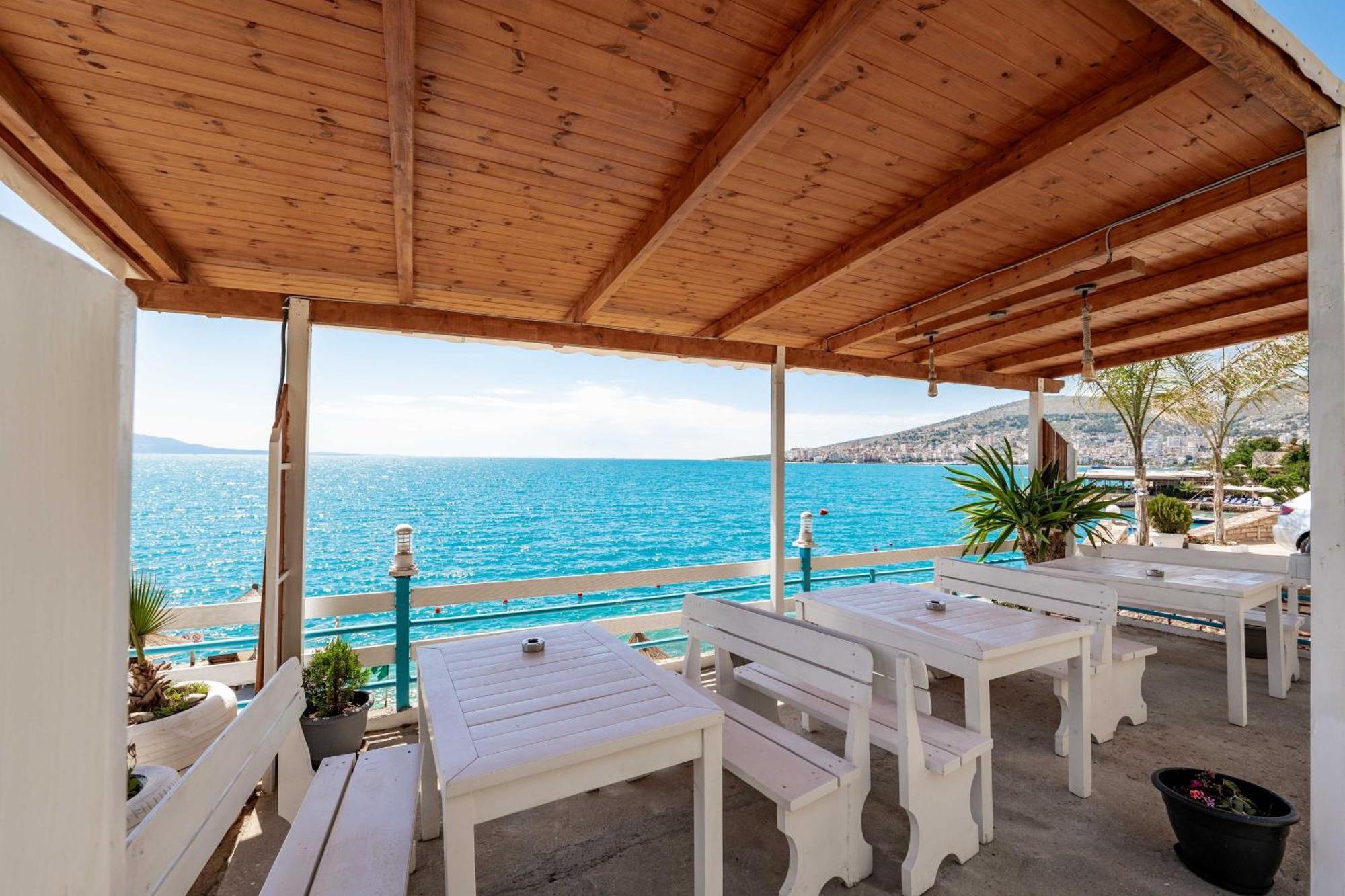 Blue Bay Hotel Saranda Extérieur photo