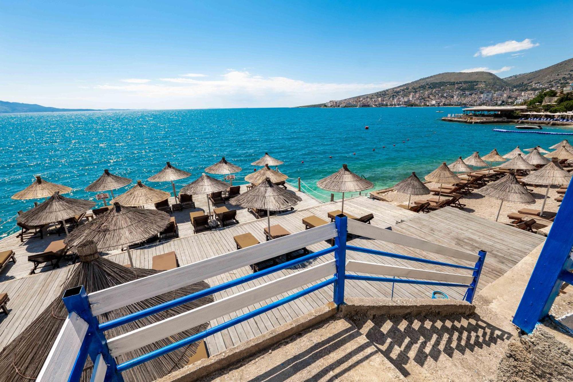Blue Bay Hotel Saranda Extérieur photo