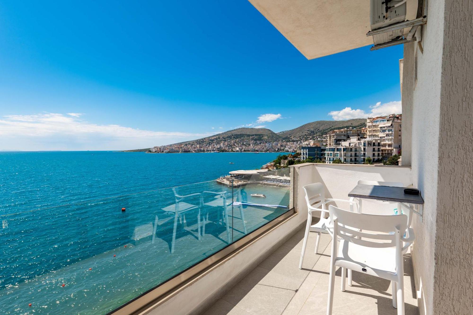 Blue Bay Hotel Saranda Extérieur photo