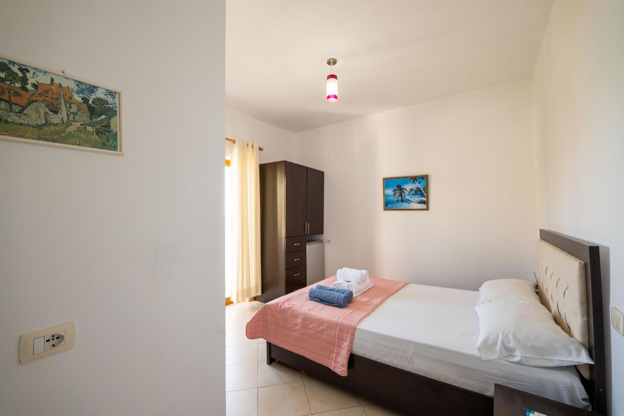 Blue Bay Hotel Saranda Extérieur photo