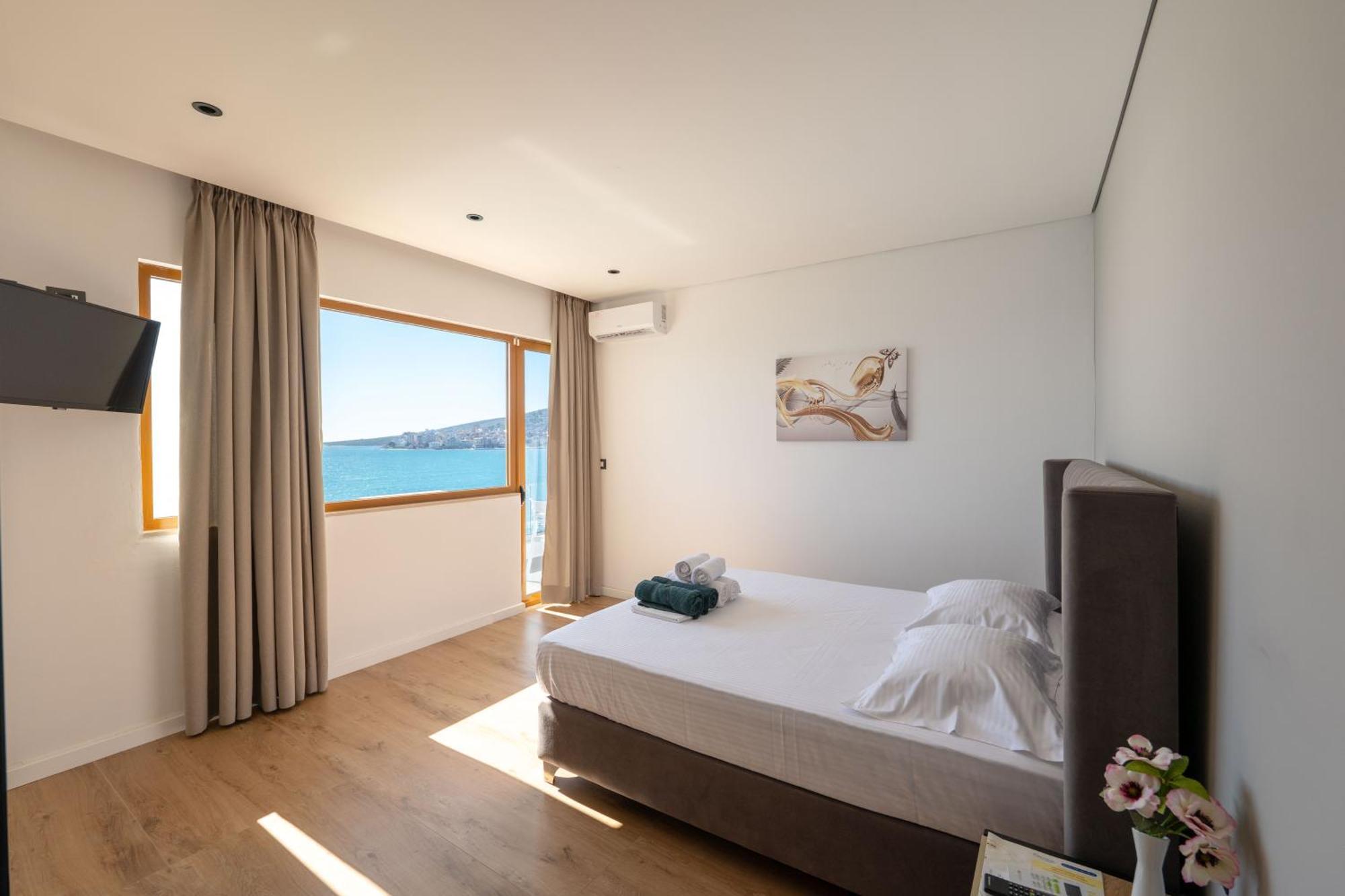 Blue Bay Hotel Saranda Extérieur photo