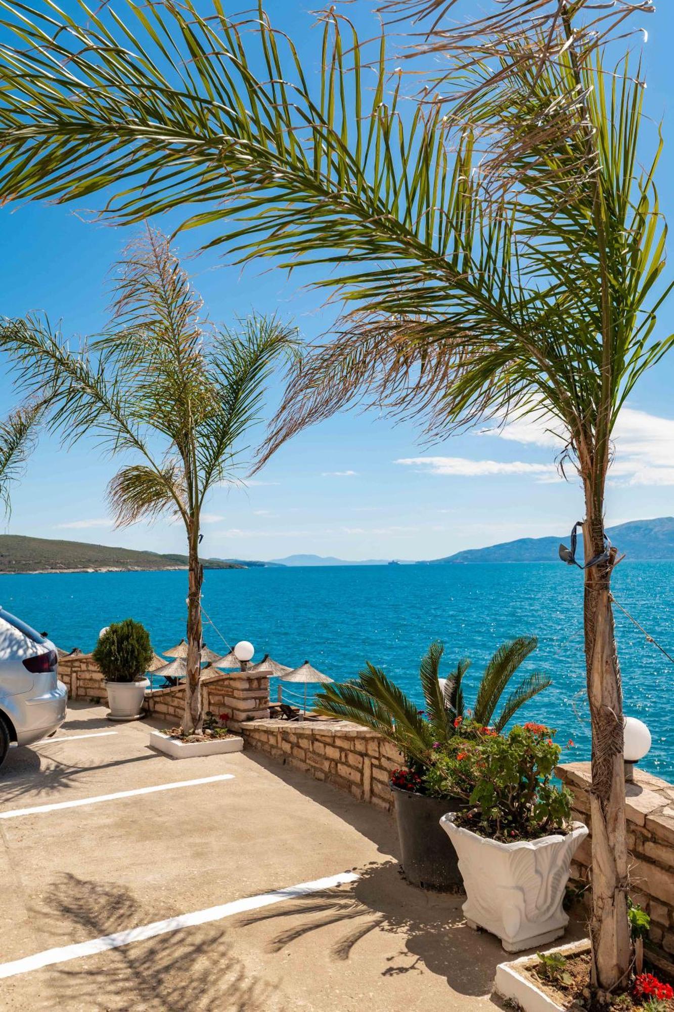 Blue Bay Hotel Saranda Extérieur photo