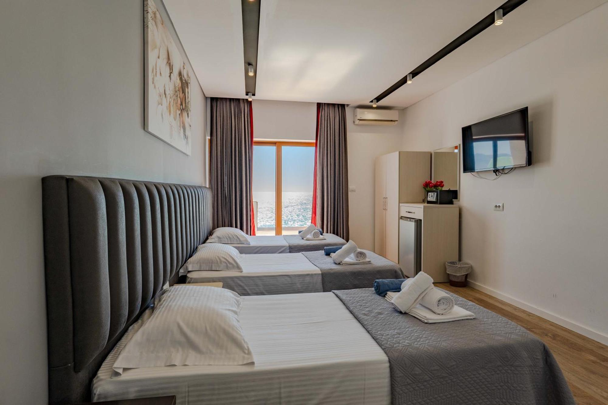 Blue Bay Hotel Saranda Extérieur photo